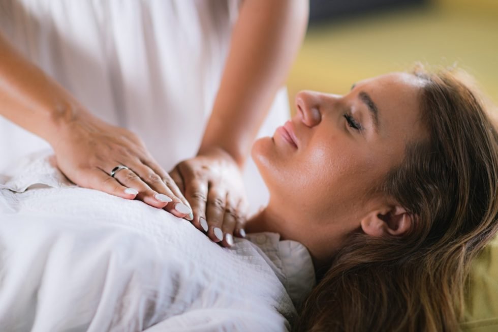 Reiki e Auriculoterapia: Conheça sobre essas técnicas